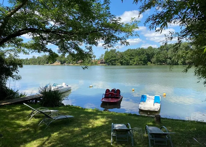 Les Buis De Saint Martin Гостевой дом